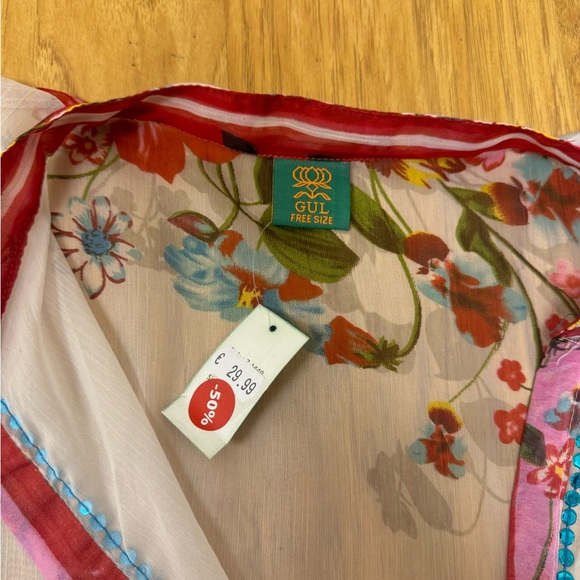 GUL Floral Flowy Over Shirt - Picture 2 of 5